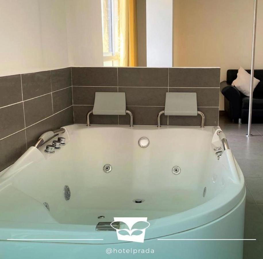 Hotel Prada Sas Белло Екстер'єр фото